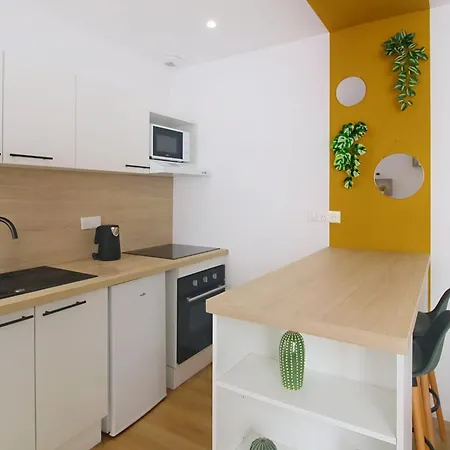 Palois A Deux Pas Des Halles *