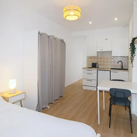 Palois A Deux Pas Des Halles Апартаменты *