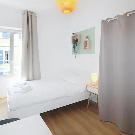 Palois A Deux Pas Des Halles 波城