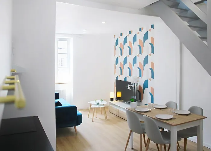 Palois A Deux Pas Des Halles Pau