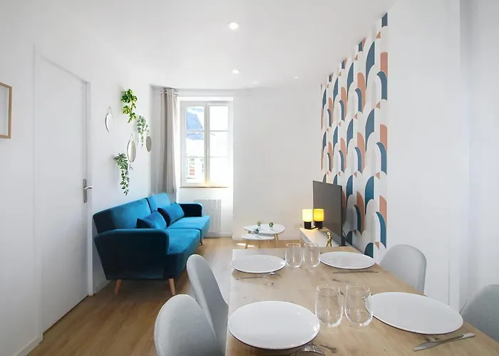 Palois A Deux Pas Des Halles *