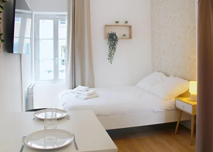 Palois A Deux Pas Des Halles Apartamento *