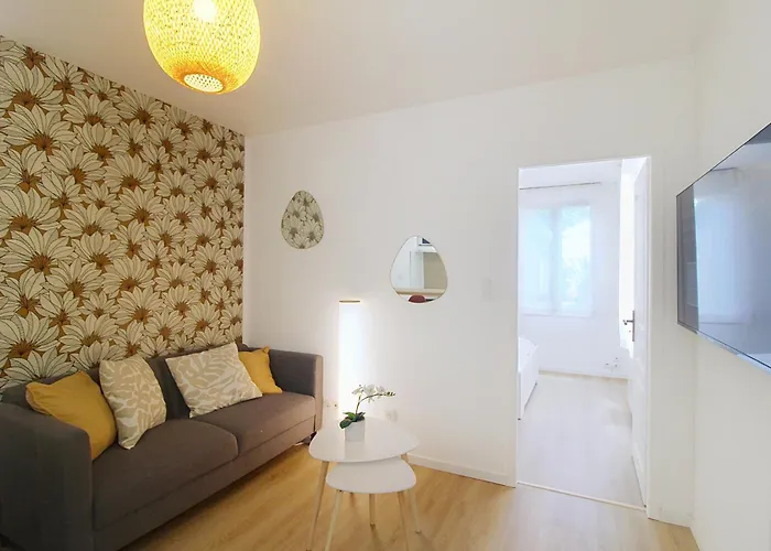 Palois A Deux Pas Des Halles *